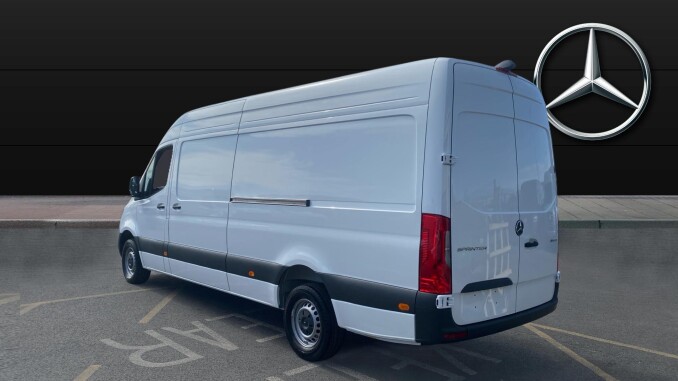 Mercedes-Benz Sprinter 315Cdi L3 Diesel Rwd 3.5t H2 Pro Van 9G-Tronic - Image 4
